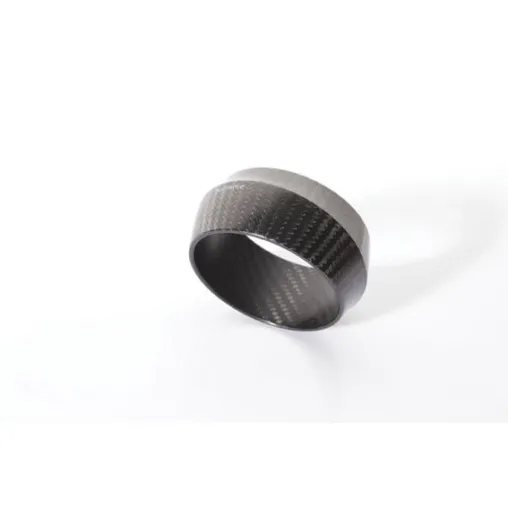 Bild: PURISME Carbon Armreifen - Der schwarze Diamant