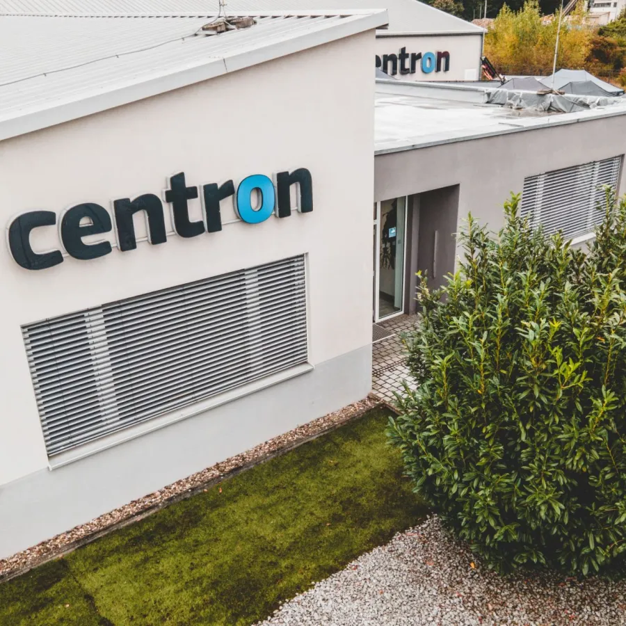 Colocation bei centron: Energieeffiziente Rechenzentrumsinfrastruktur mit Standortgarantie in DE (© centron GmbH)