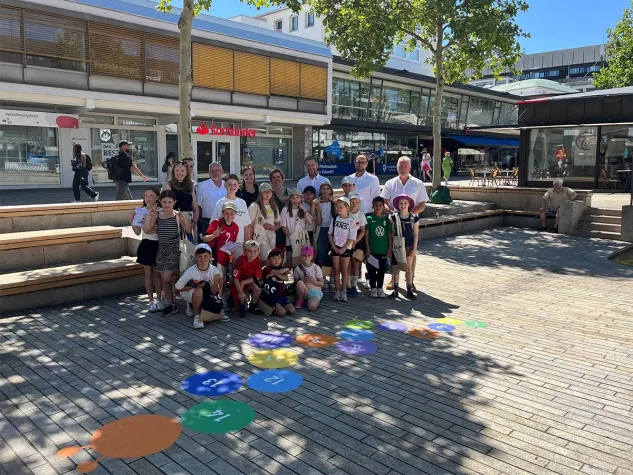 Hüpf- und Bodenspiele in der Innenstadt Bild: Hüpf- und Bodenspiele in der Innenstadt