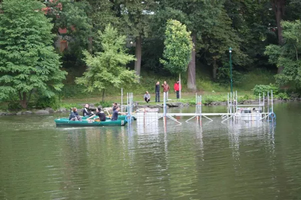 Auf dem Wasser wandeln - Eine Seebühne in Bayreuth Bild: Auf dem Wasser wandeln - Eine Seebühne in Bayreuth