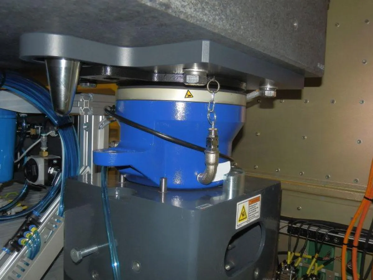 Bild 2 ACEolator-BIBUS-2..jpg = 20 x 15 cm bei 300 dpi Auflösung