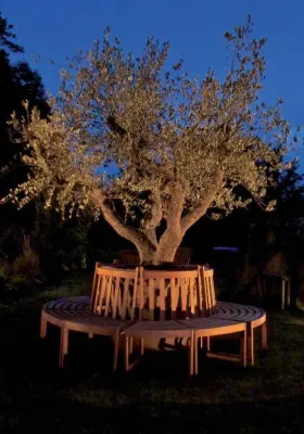 Bild: „Kurzer Leitfaden zur Beleuchtungsplanung im Garten“ - re-natur bietet Info als kostenlosen Download