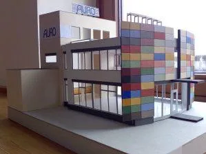 Farbige Akzente für neues Gebäude Bild: Farbige Akzente für neues Gebäude