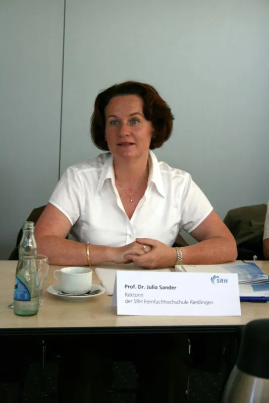 Prof. Dr. Julia Sander, Rektorin der SRH Fernfachhochschule Riedlingen