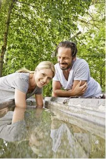 Bild: Frisch in den Frühling mit dem Kneipp-Original Bad Wörishofen. Tipps für die „Gesundheit zum Mitnehmen“