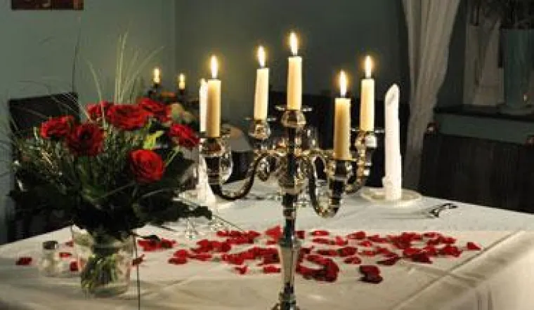 Bild: Valentinstag im Allgäu - Romantisches Candlelight Dinner