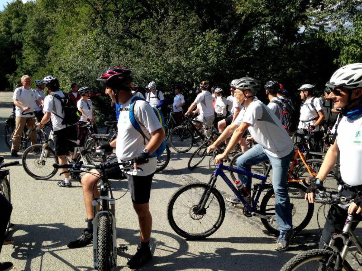 Controlware veranstaltete zum 35-jährigen Firmenjubiläum elf Fahrradtouren über je 35 Kilometer.