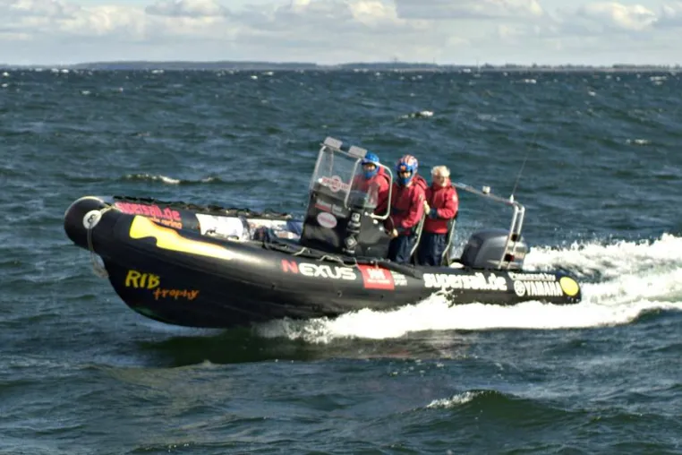 Bild: Pokern am grünen Tisch war gestern - Europas erstes Poker Run auf Offshore RIB`s und über 1000 PS