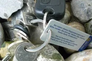Schlüsselfundmarken - cleverID tauscht Alt gegen Neu Bild: Schlüsselfundmarken - cleverID tauscht Alt gegen Neu