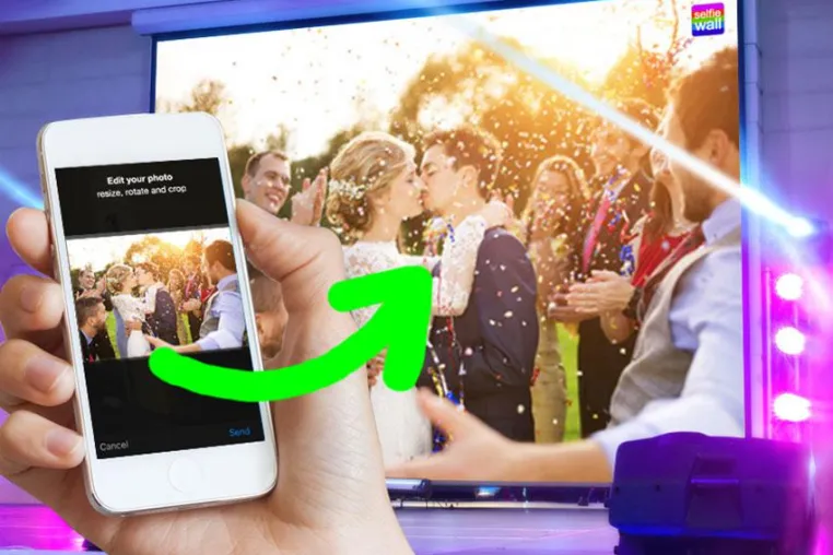 Bild: Hochzeitsspiele mit der Selfiewall - Das schönste Foto wählen
