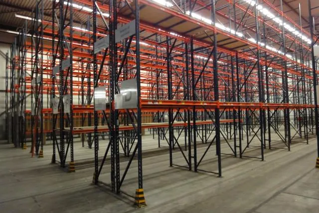Bild: Versteigerung von Transport- und Logistikequipment