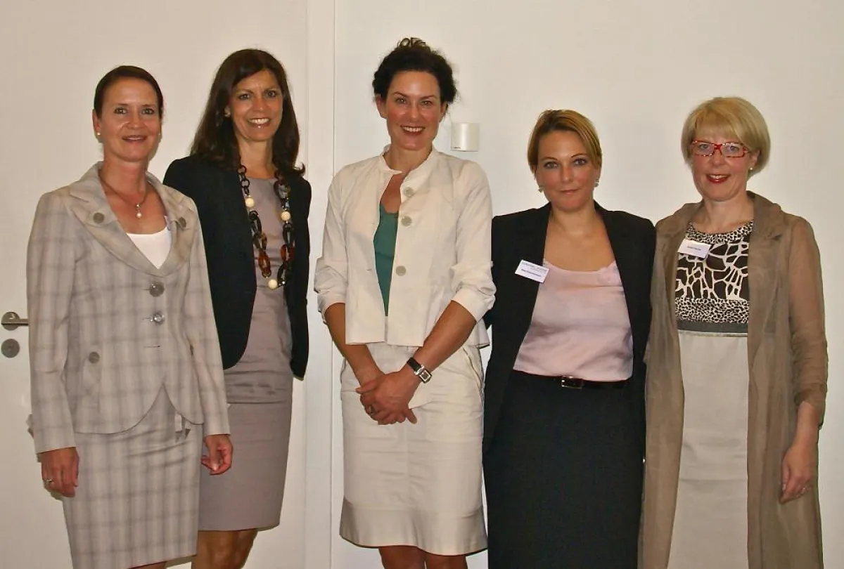 (v.l.n.r.): Susanne Knorr, Claudia Buchmüller, Lucia Motte, Silke Kirschenmann, Isolde Fischer