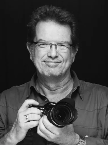 Bild: Fotograf bietet Service für Senioren und mobil eingeschränkte Menschen