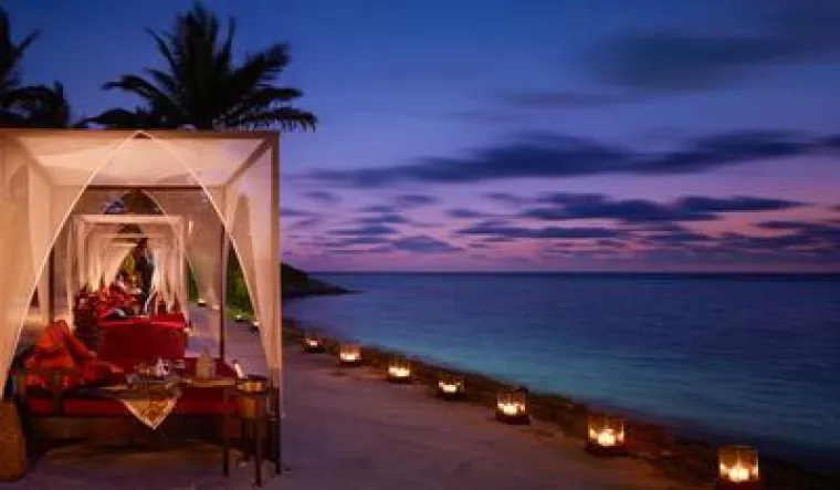 Bild: One&Only Reethi Rah: Traumurlaub und malerische Inspirationen auf den Malediven mit Künstler Gregory Burns