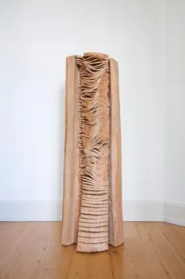 Bild: "David Nash: Columns, Comets, and Cork. New Sculptures and Drawings", Galerie Scheffel, Bad Homburg