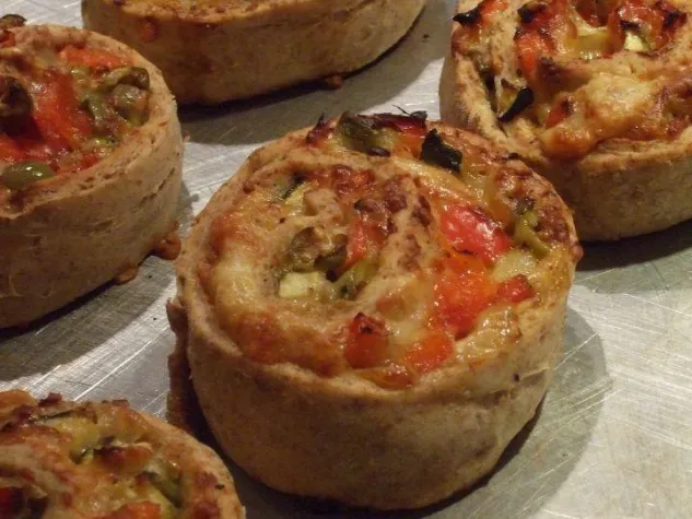 Bild: Pizzaschnecken - ideal für die Karnevalszeit