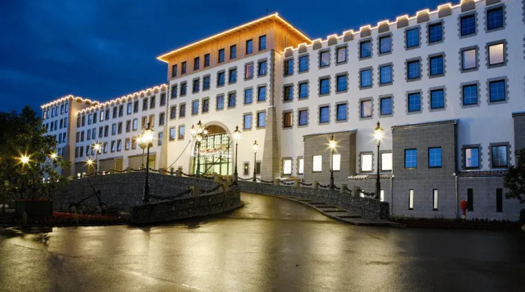 Bild: Die Schatzinsel unter den deutschen Erlebnishotels ist das beste Freizeitpark-Hotel Europas