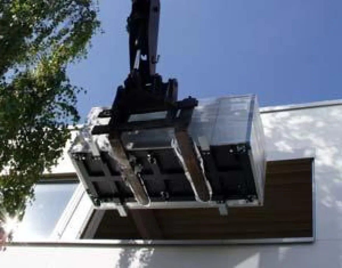 Printzipia: Der neue Plattenbelichter Agfa Avalon N8-52 XT wird angeliefert