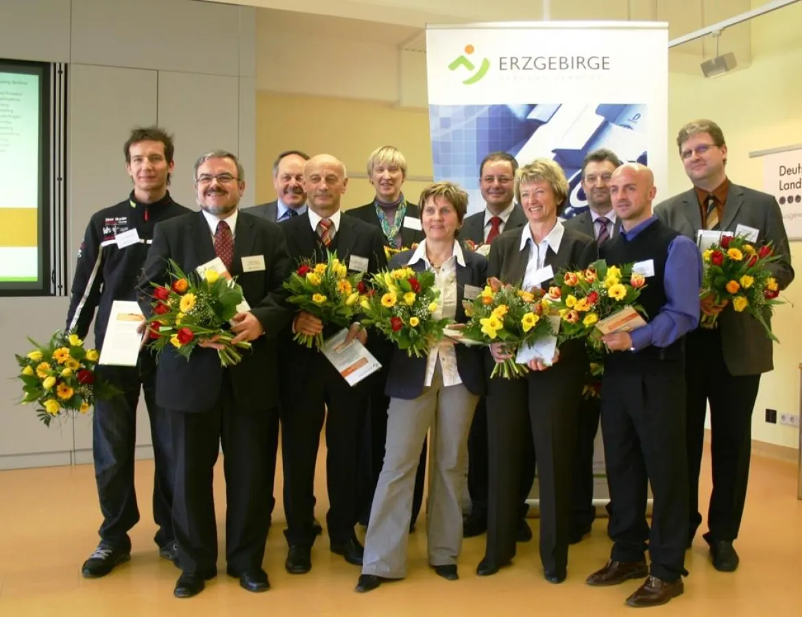 Landrat Frank Vogel und die ersten Botschafter des Erzgebirges