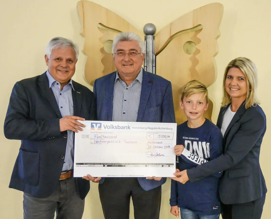 Schuon spendet zu Weihnachten 5.000 Euro an die Nachsorgeklinik Tannheim. (Foto: Schuon)