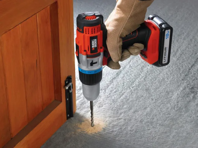 Bild: Neue Li-Ion Bohr- und Schlagbohrschrauber von Black & Decker