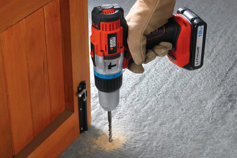 Bild: Neue Li-Ion Bohr- und Schlagbohrschrauber von Black & Decker