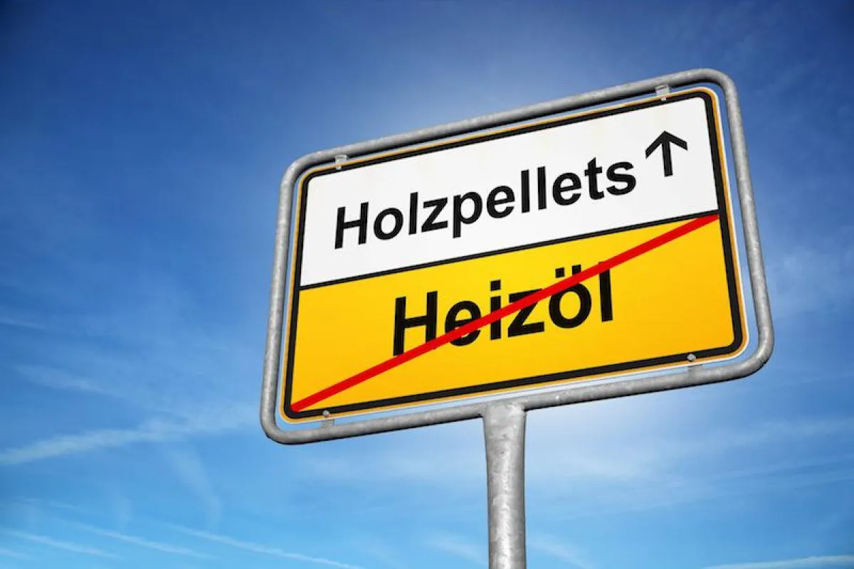 Der Umstieg auf alternative Brennstoffe spart bis zu 1.500 Euro pro Jahr. © EKOenergy/Fotolia