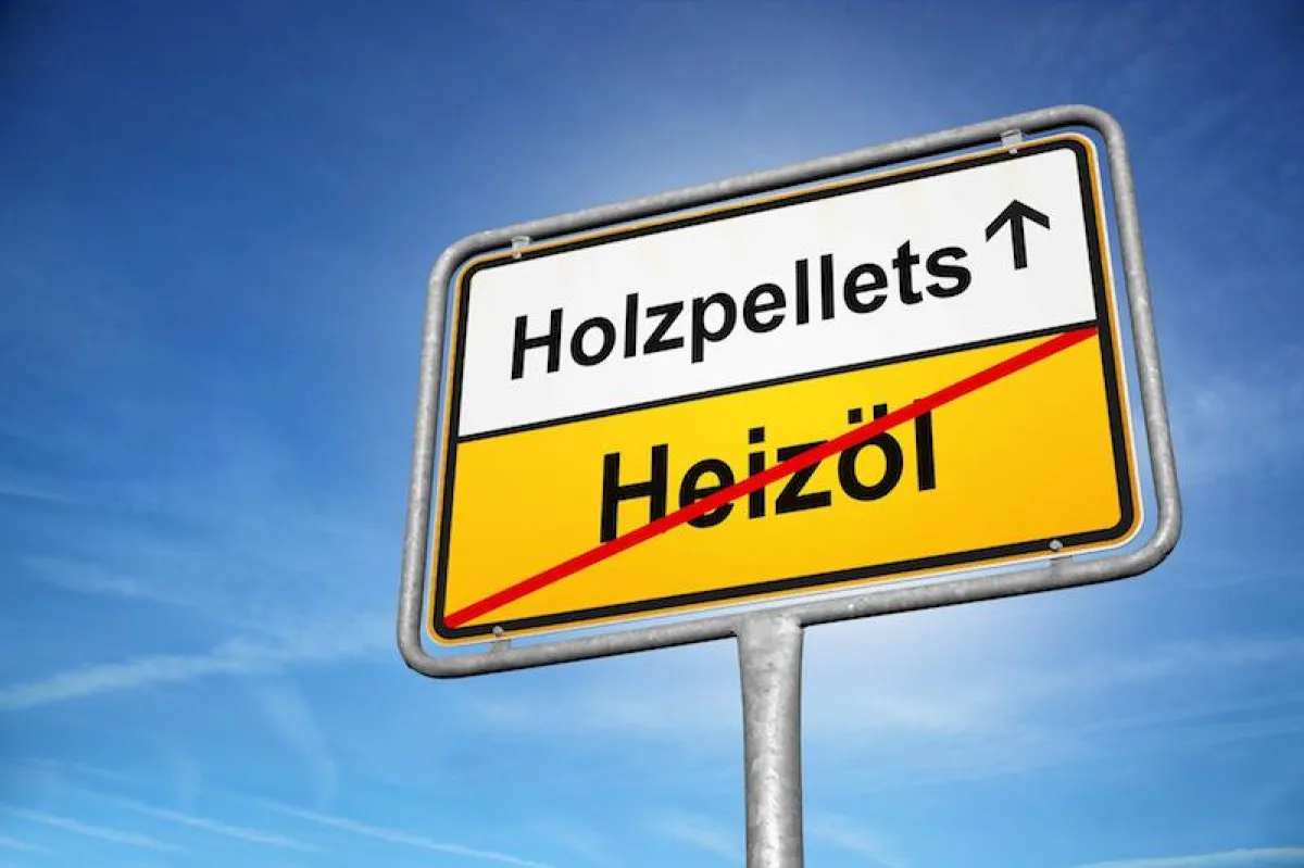 Der Umstieg auf alternative Brennstoffe spart bis zu 1.500 Euro pro Jahr. © EKOenergy/Fotolia