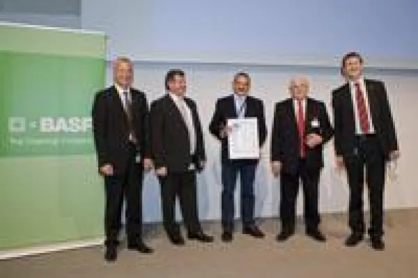 Bild: Kontraktoren-Preis 2011 geht an Labitzke