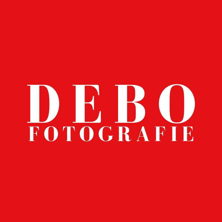 Firmenlogo DeBo-Fotografie (© © DeBo-Fotografie / Dennis Bober)