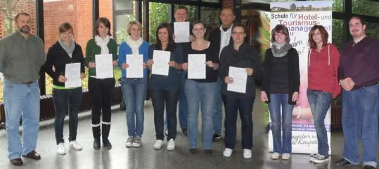 Bild: Spanisch-Diplom für Wiesauer Schüler