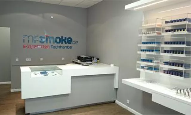 Bild: E-Zigaretten in Hamburg Barmbek Ladenbauer Raumschiff realisiert den ersten mr-smoke Store in Hamburg