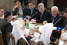 Bild: Niemand glaubt mehr in der Ukraine Janukowitsch und Asarow ein Wort