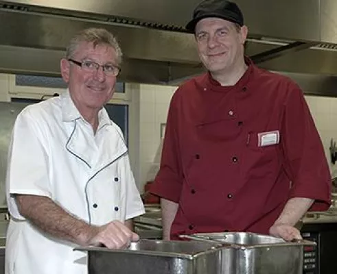 Bild: Marienkrankenhaus Schwerte: Thomas Saalberg Nachfolger von Küchenchef Herbert Hemmersbach