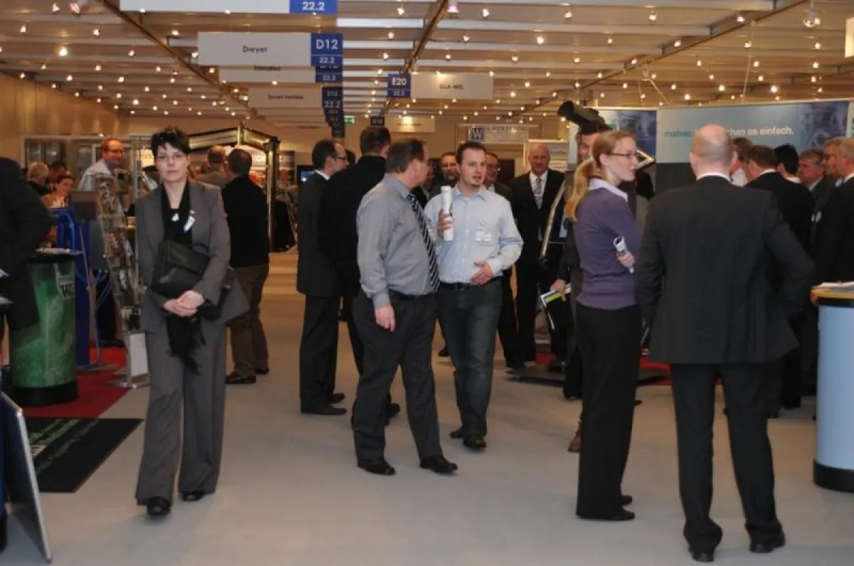 Zur FMB 2011 erwartet der Veranstalter 450 Aussteller im Messezentrum Bad Salzuflen. (Foto: Clarion Survey)