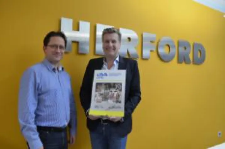 Bild: Auszeichnung der Firma Herford mit dem DAA-Siegel