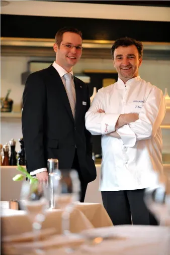 Söl'ring Hof Sylt: Arno Steguweit verstärkt das Team von Johannes King als Restaurantleiter und Sommelier Bild: Söl'ring Hof Sylt: Arno Steguweit verstärkt das Team von Johannes King als Restaurantleiter und Sommelier