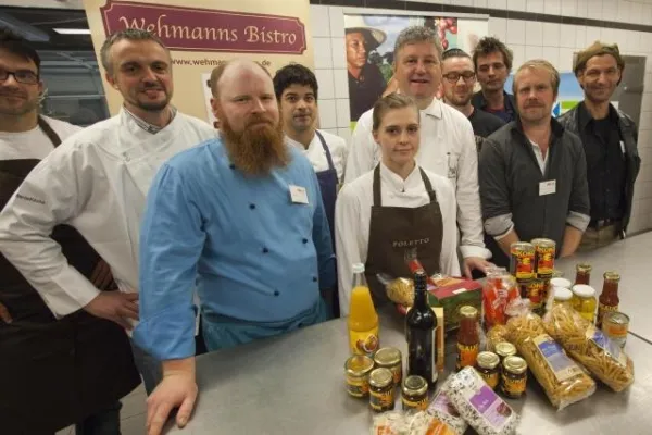 Bild: So lecker schmeckt weltverbessern! Hamburgs Spitzengastronomie aktiv bei „Hamburg kocht mal fair“