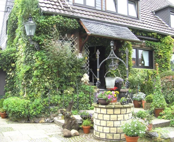 Bild: Efeu & Co: Fünf Fragen zur Fassadenbegrünung