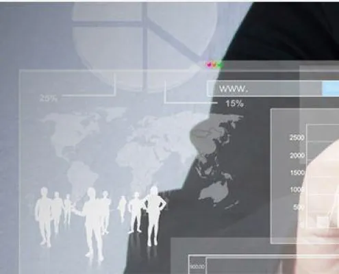 Bild: 50 % der Arbeitgeber ermöglichen Online-Weiterbildungen während der Arbeitszeit