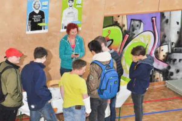 Bild: Sozialparcours am Boys’Day: Nachwuchs für Berufe mit Herz