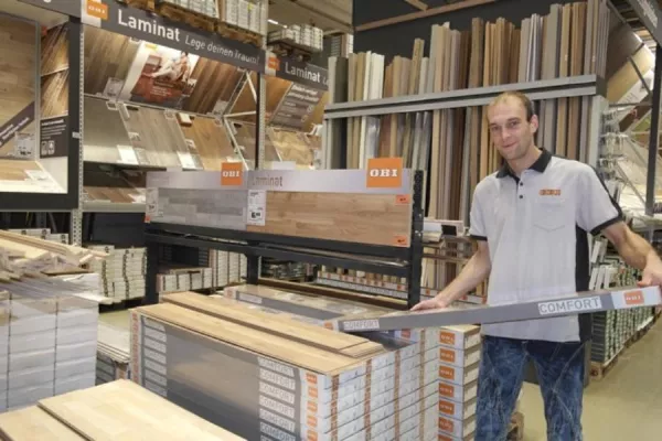 Bild: Marcel Rein: Integriert im OBI-Team