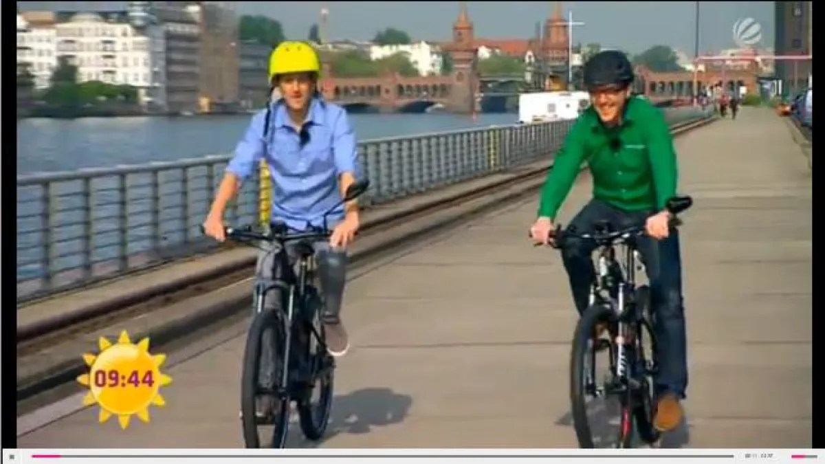 Simon Prätze mit dem Moderator vom SAT.1 Frühstücksfernsehen