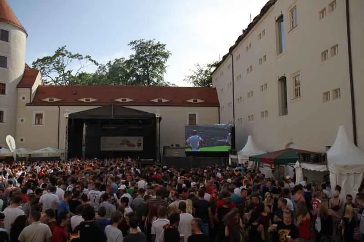 Public Viewing mit Equipment von SAM PRODUCTION (Foto: SAM PRODUCTION)