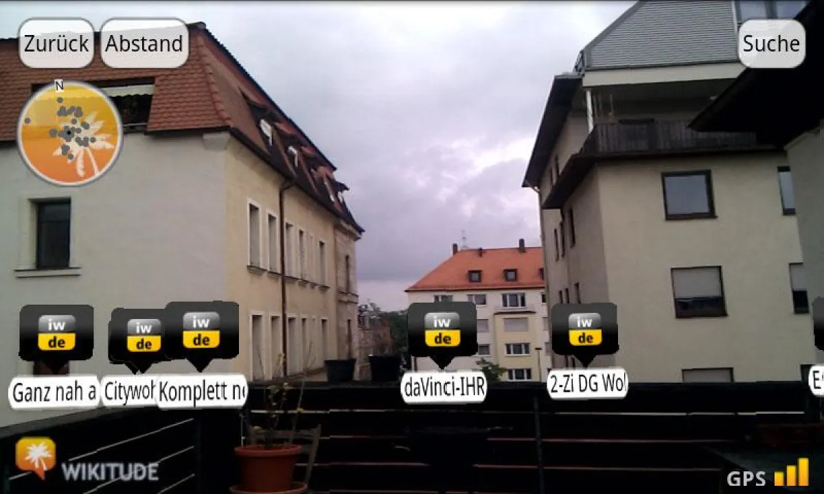 Mobile Immobiliensuche mit erweiterter Realität: die Wikitude-Erweiterung des Immobilienportals Immowelt.de. Bild: Immowelt.de