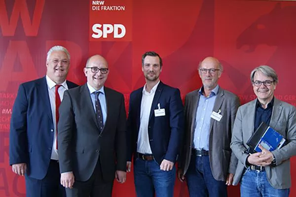 Bild: Precision Farming ist im nordrhein-westfälischen Landtag angekommen. Die Kleffmann Group informiert.