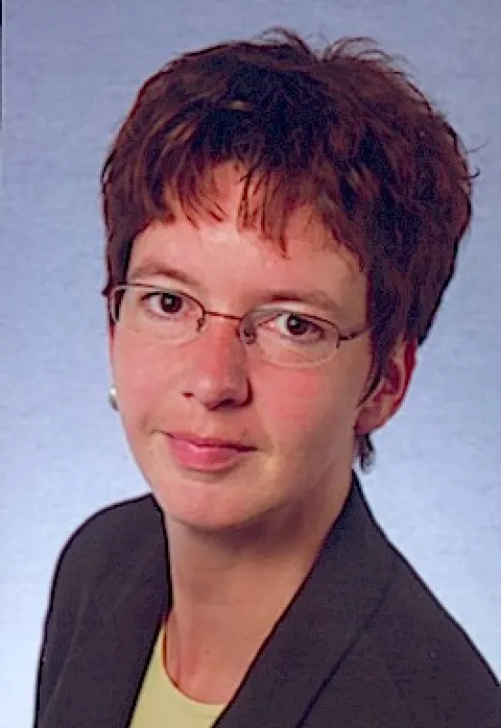 Sonja Landwehr, (38)