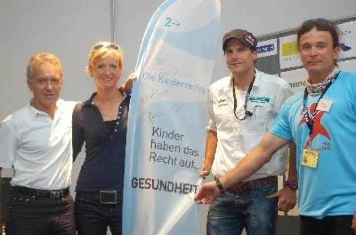 Bild: Kinder und Sport voranbringen - Sportler setzen sich für Kinderrechte ein