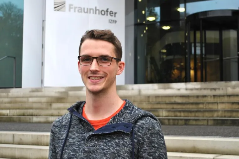 Materialwissenschaft zeichnet besten Master-Studenten erstmals mit dem Ulrich-Gonser-Preis aus Bild: Materialwissenschaft zeichnet besten Master-Studenten erstmals mit dem Ulrich-Gonser-Preis aus