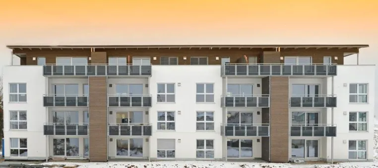Bild: Mehrgeschossige Gebäude aus Holz gefertigt